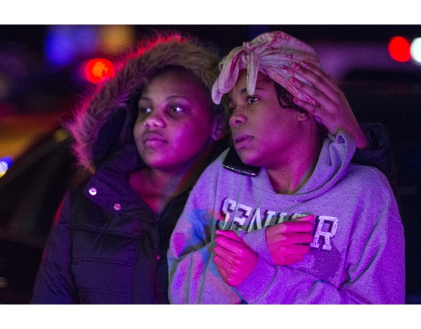 Berkeley, Misuri, por la noche del 23 de diciembre de 2014. Foto: Especial para revcom.us