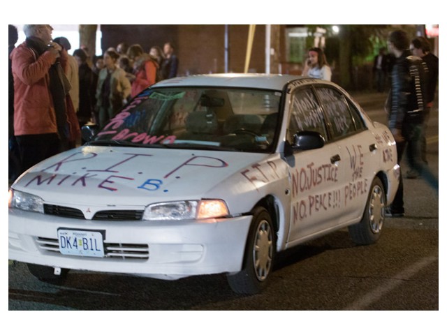 Oct 10: Defying authorities to demand justice in Ferguson.  Photo: Special to revcom.us