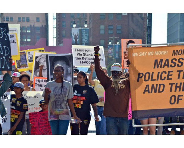 Hundreds march in downtown Los Angeles. Photo: mc/photo