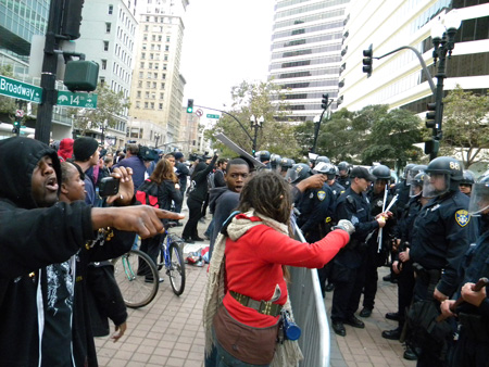 Police raid on Occupy Oakland, Tuesday October 25, 2011