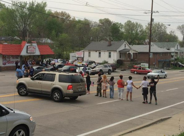 Jennings, blocking street