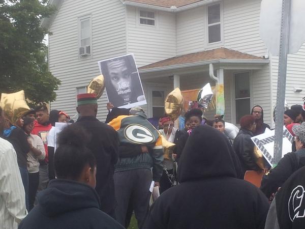 People at the Memorial for Justus Howell