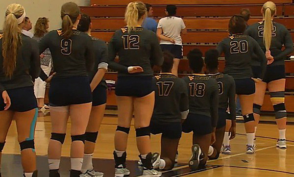 West Virginia University Tech volleyball players