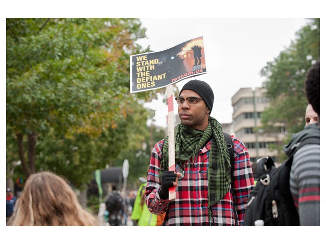 Oct 11: “We Stand with the Defiant Ones” St. Louis.   Photo: Li Onesto/<em>Revolution</em>/revcom.us