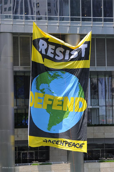 Green Peace at Trump Tower Chicago