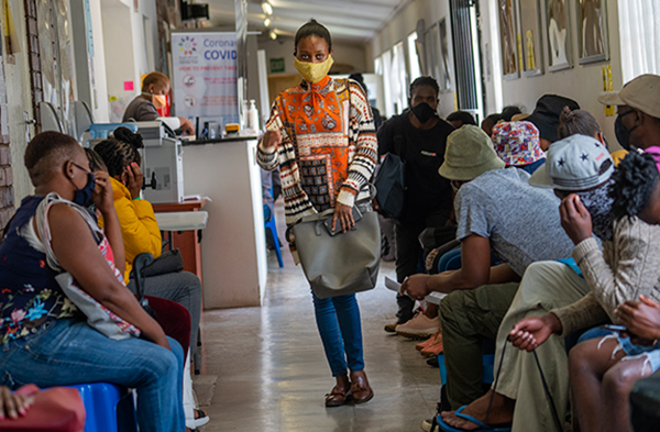 Volunteers wait for vaccine trial, South Africa