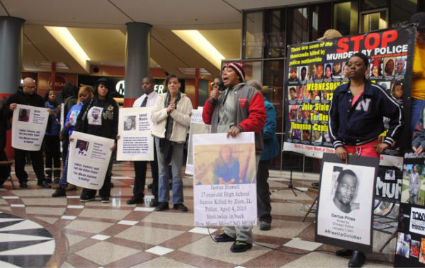 Chicago March 2, LaToya Howell speaking