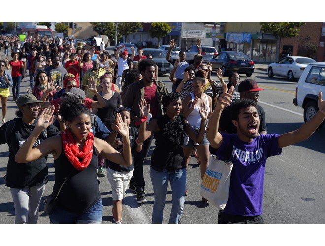 Crenshaw Blvd., Los Ángeles, California, 14 agosto. Foto: AP 