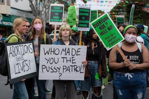 San Francisco students walk out for abortion rights