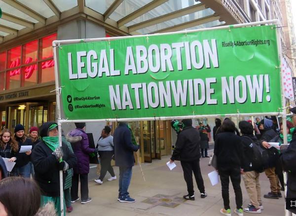 Chicago, IWD 2023, protest goes to Walreens on State Street