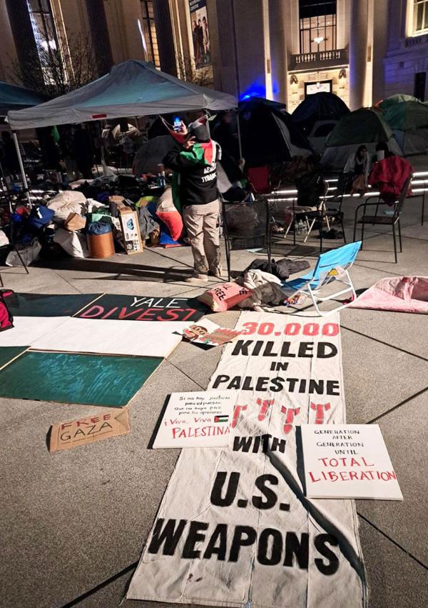Saturday Night Live at Yale University quad, protest for Gaza.