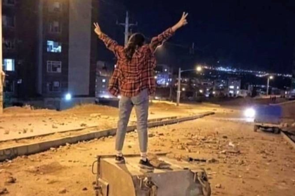 Misogynist Republic: We Will Bury the [Mandatory] Islamic Hijab Along with You! Hail to the “Tuesday Hunger Strikes” by Political Prisoners