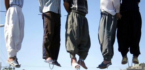 Iran prisoners hung