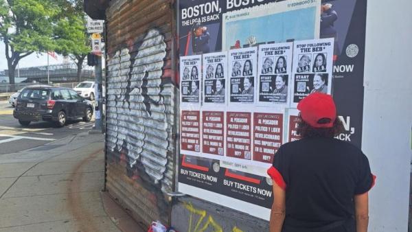 Boston: postering for Bob Avakian Official