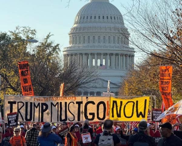 Refuse Fascism banner in front of Capitol: Trump must go Now!