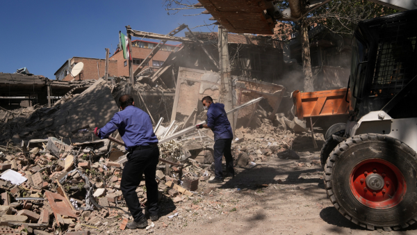 Debris from US-Israeli airstrike on Tehran’s Sharif University of Technology, April 6, 2026.