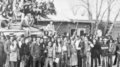 Native Americans Occupy Wounded Knee