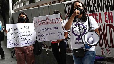Chimalhuacan women protest police assault and imprisonment of Irene Martinez.