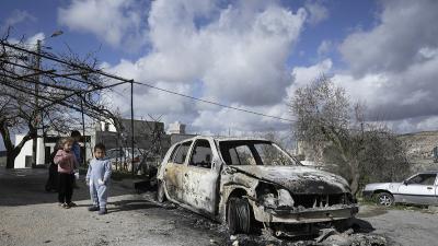 Israeli settlers attack Palestinians, burn their car, January 30, 2023.