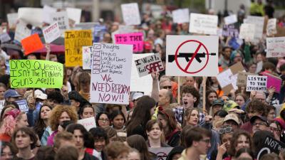 Tennessee students protest gun violence
