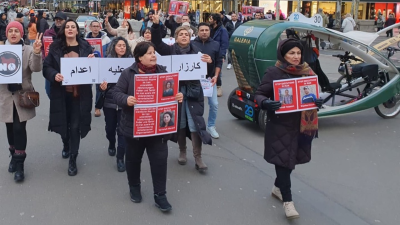 Holding photos of prisoners in danger of execution in Iran, women led a march in Frankfurt, Germany on January 28, 2025. Photo: @frankfurt_aktion
